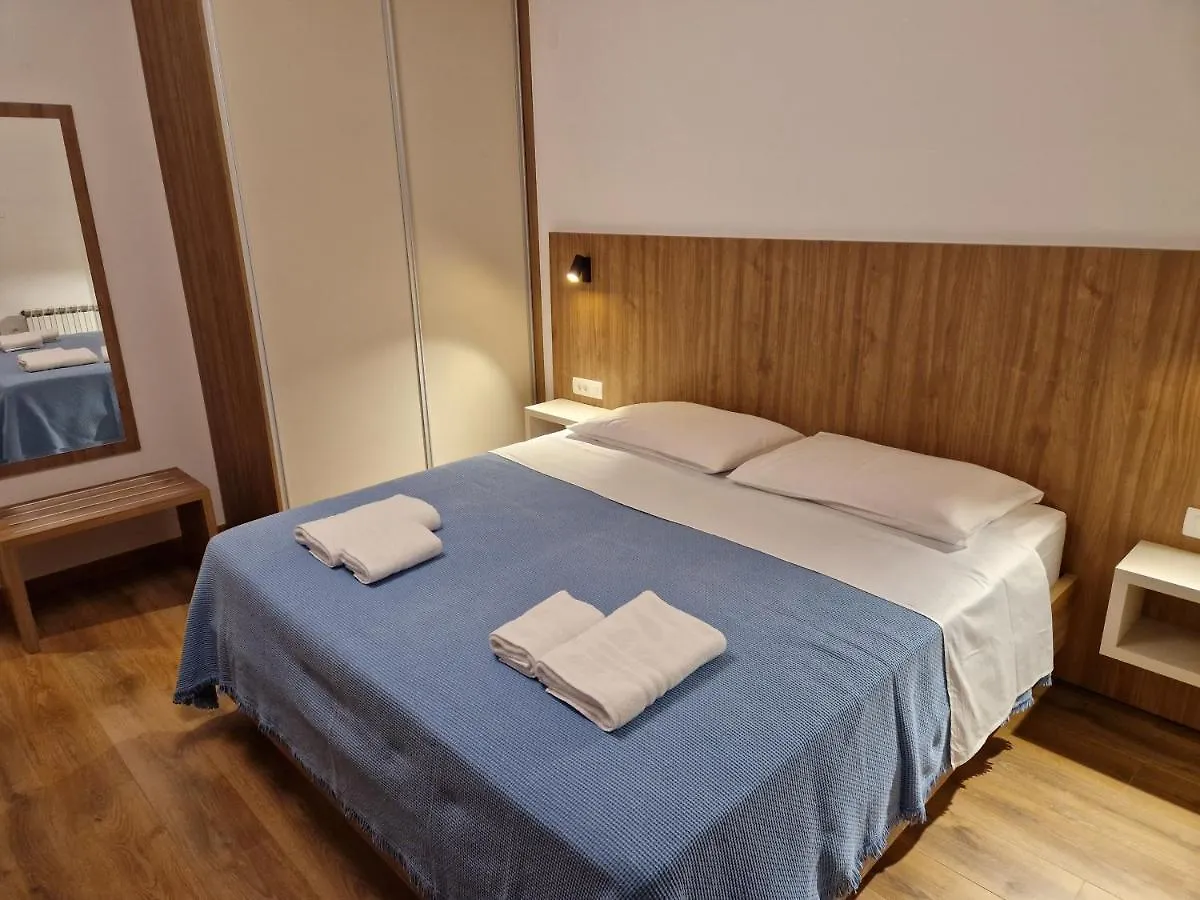 Apartments Cerovic Malinska 0*,  Croazia