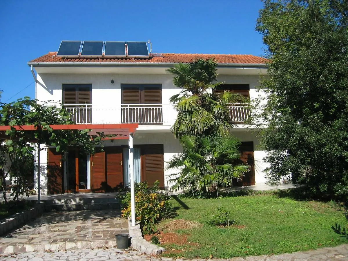 Apartments Cerovic Malinska
